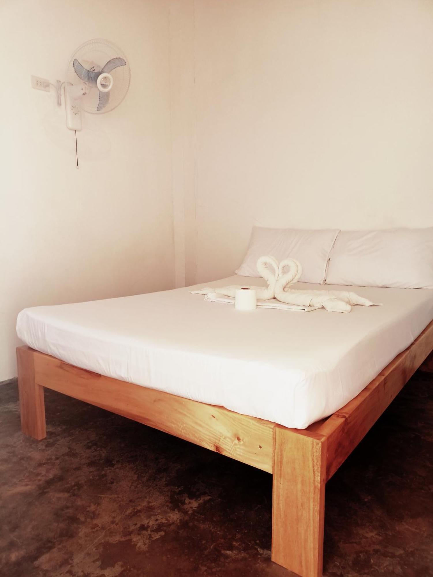 Camotes Hostel Resort Himensulan Exterior photo